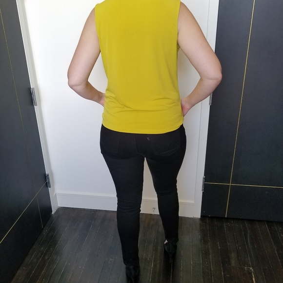 Calvin Klein top - Picture 2 of 6